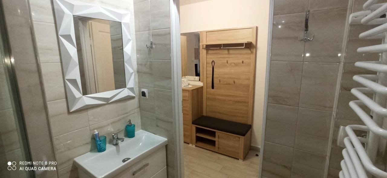 Magdalenka Apartment Legnica Ngoại thất bức ảnh
